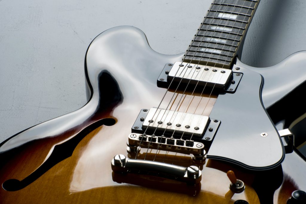 Guide to the Best Electric Guitar Strings